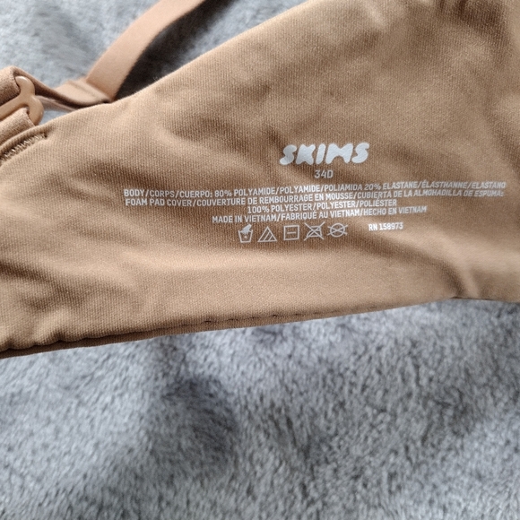 Skims Women's Bra Size 34D Underwire Adjustable Strap Beige New W/O Tag - Picture 4 of 4